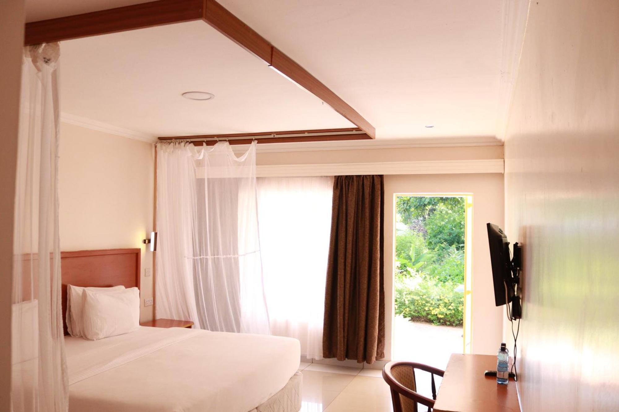Izaak Walton Inn Embu Esterno foto